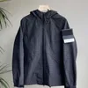 Veste de créateur à capuche pour hommes, coupe-vent imperméable, badge boussole brodé, manches longues, fermeture éclair, tenue de printemps et d'automne