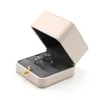 Beige sieradendoos PU-leer Ring Earing Holder Verpakking Case Gift Huwelijk Ring Box Sieraden Organizer Kist 240116