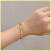 Bracelet de créateur de mode pour hommes femmes plein diamant or lettres F Bracelets cadeaux femmes luxe amour Bracelets bijoux