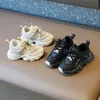 Winter pluche sneakers voor jongens en meisjes dikke isolatie en zachte zool perfect voor buitenspel en activiteiten kinderen sneakers 240116