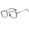 2024 Luxury Designer CH Solglasögon för kvinnor Chromes Glassar Ramar Mens Ny Metal Flat Lens Populära utrustade Myopia Hjärtglasögon Finewear VI5A