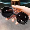 2024 Luksusowe projektant okulary przeciwsłoneczne dla mężczyzn Kobiety Chromy okulary Ramki duże Corolla Nowa ochrona mody Oko