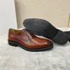 Créateur de mode de luxe à la mode nouveau produit chaussures formelles pour hommes chaussures en cuir à semelle épaisse chaussures Oxford laçage marron/violet 5-10 tailles de chaussures américaines