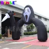 Hurtownia giganta świątecznego Black Scary Skull Ghost Arch Inflatible Archway Halloween with Air Blower for Yard Party Decoration