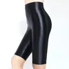 Short de course masqué personnel huile brillant demi-pantalon hommes et femmes soie solide bikini taille haute fitness