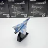 1/100 Franse Dassault Mirage 2000 Vliegtuigen Model Met Display Stand Hoge Simulatie Kids Jongen Gift Toy Collection 240116