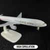 Масштаб 1 250, металлическая модель самолета, реплика Emirates Airlines B777, самолет, авиационный декор, миниатюрная художественная коллекция, игрушка для мальчиков 240116