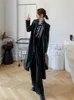 Damen-Trenchmäntel Herbst Frühling 2024 Koreanische Version des schwarzen Leder-Windbreakers Mittellanger weiblicher Mantel im britischen Stil
