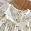 Automne garçon fille infantile doux imprimé Floral col en dentelle manches longues body né bébé coton mode OnesieLacing Cap 240116