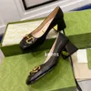 Chaussures habillées pour femmes Talons hauts Talons bas élégant tête carrée épaisse Boucle en métal classique du créateur en peau de vache tout rétro Français sandales confortables