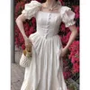 Feestjurken Elegante vierkante kraag witte jurk zomer mode puff mouw ruche voor vrouwen 2024 chic vintage maxi