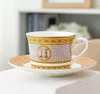 Atacado estilo europeu criativo vintage xícara de café dourado afiação porcelana presente grande marca xícara de chá conjunto rack casa