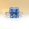 Anéis de cluster temperamento elegante 925 prata azul cinza personalizado anel luz luxo incrustado com design de nicho jóias de casamento