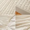 Cotton Quilted Fitted Mattress Cover Solid Color Soy Fibre Sheet Soft Bed Topper Protector No Pillowcase 240116