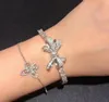 Armband Nya 2022 berömda varumärkesjubileumsgåvor smycken för kvinnor full zircon bowknot armband söt romantisk europa lyxgåvor armband armband