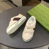 Nouvelles chaussures pour enfants, baskets pour bébés avec logo brodé, taille 26-35, boîtes incluses, sangle à boucle, chaussures pour filles et garçons, Jan10