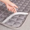 Winter Thick Queen Bed Sheet Milk Fleece Warm Double Bedspread Mattress Cover Home Textiles Nonslip Machine Washable 240116