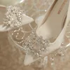 Chaussures de robe 2024 Stiletto élégant mariage talons hauts femmes portant du cristal pointu artificiel