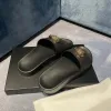 Nieuwe stijl Classic Sandal Luxurys Designer Rubber Sliders Black Flat Shoe Dames Mule Mues Sandale Zomer Casual schoenen Pool Slide Slijplank Slippers Maat 35-46 Lady Loafer