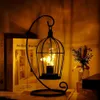 Kerzenhalter Vintage Birdcage Tischlampe Hängelaterne Kerzenhalter Metall Hohllaternen Teelicht Hängelaternen Hochzeit Home Decor YQ240116