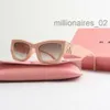 المصمم MUI MUI النظارات الشمسية دورة فاخرة أزياء رياضة استقطاب MIUI MIUI Sunglass Mens Womans Summer Vintage Driving Beach Square Squar