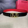 Mäns lyxbältesdesigner Classic Letter Golden Buckle Designer Signature 4.0 cm bred fashionabla äkta läder svart bälte kvinnors modebälte