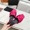 Designer Slides Women Tribute Sandals Leather Slippers Holiday Cross Knit Woven Fashion Shoes 511