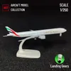 Масштаб 1 250, металлическая модель самолета, реплика Emirates Airlines B777, самолет, авиационный декор, миниатюрная художественная коллекция, игрушка для мальчиков 240116