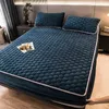 Professional Thick Quilted Plush Double Bed Fitted Sheet for Couple Mattress in Winter Elastic Soft Pad Warm Cover Velvet 240116