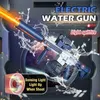 Pistolet à eau électrique entièrement automatique avec lumière de flamme, jeu de fête à tir continu rechargeable, jouet pour enfants, éclaboussures d'espace, cadeau pour garçons