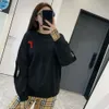 Menina de moda Capuz Designer suéter masculino emedecedores femininos letra listrada Sweatshirt casual solto de algodão de algodão de ponta com capuz