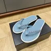 Top quality classic denim Chain flip flops Flat slippers slide for women sandals Luxury designer slipper Beach shoes Simple vacation style