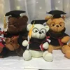 Animali di peluche ripieni 1 pz 18 cm Simpatico laureato Dr. Orso Peluche Ripiene Orsacchiotto Kawaii Giocattoli per bambini Divertente regalo di laurea per il bambino Decorare la casa