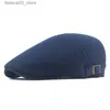 Ball Caps 2023 NOWOŚĆ Summer Męska Kapelusz oddychający Mesh Newsboy Cap Outdoor Gorro Hombre Boina Golf Hats Fashion Solid Flat Caps for Women Q240116