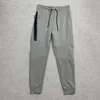 Shorts pour hommes 2024 printemps et automne pantalons de sport épissés coupe ajustée pressé adhésif fermeture éclair garde coton décontracté pour hommes