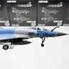 1/100 Franse Dassault Mirage 2000 Vliegtuigen Model Met Display Stand Hoge Simulatie Kids Jongen Gift Toy Collection 240116
