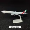 Масштаб 1 250, металлическая модель самолета, реплика Emirates Airlines B777, самолет, авиационный декор, миниатюрная художественная коллекция, игрушка для мальчиков 240116