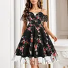 Robes décontractées Été Floral Broderie Mesh Patchwork Pin Up 2024 Mode Off Épaule Spaghetti Sangle À Manches Courtes A-Line Robe Midi