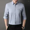 Camicie eleganti da uomo Abbigliamento di alta qualità Camicia a maniche lunghe casual da lavoro in tinta unita Abbigliamento formale in cotone M-4XL Allentato