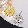 Charms Juya 2024 Simple Trend Fashion Jewelry Flower Pendants Personlighet runt ihåliga ögonguldpläterade leveranser