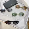 Gafas de sol con montura ovalada Arc de Triomphe para mujer Patas de espejo de metal para mujer Lentes verdes Gafas de sol de diseñador Marco redondo pequeño retro Mujeres pequeñas atractivas con caja original