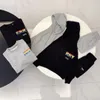 Baby-Trainingsanzug für Kinder, Designer-Hoodies, Kleidungssets, Baby-Jungen-Mädchen, bedrucktes Sweatshirt, schwarz, grau, zweiteiliges Set, Mantel, Hosen, Kleidung, Mode