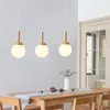 Lampade a sospensione Lampada nordica Atmosfera cinese Sala da pranzo a tre teste Bar moderno e semplice Luce da cucina creativa personalizzata