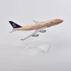 Jason Tutu 16cm Saudi Arabian Airlines Boeing 747 Airplane Model Model Model Aircraft Diecast Metal 1400スケールギフトドロップシピン240115