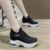 Scarpe da ginnastica per le donne 2023 primavera casual sneaker piattaforma tacchi zeppe altezza crescente signore lavorate a maglia Zapatillas De Deporte 240115