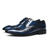 Brogues de mariage faites à la main pour hommes, noir et bleu, robe en cuir véritable, chaussures formelles d'affaires à enfiler pour hommes