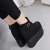 Botas Sexy Pure Black Camurça Mulheres Plataforma de Inverno Cunhas Salto Alto 13cm Tornozelo Senhoras Simples Fivela Zipper Curto