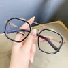 2024 Luxury Designer CH Solglasögon för kvinnor Chromes Glassar ramar Mens mode Flat Lens Trend Metal Eye New Plain Heart Eyeglass Frame Ladies Eyewear TP2P