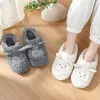 Chinelos maogu feminino outono inverno antiderrapante casa de pelúcia mulheres casal quente dos desenhos animados chinelo de algodão plana slides bonito ovelhas 43