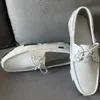 Tendência masculina juventude calçados casuais sapatos de couro branco dos homens rendas até sapatos de barco para homem marca de luxo sapatos baixos 240116